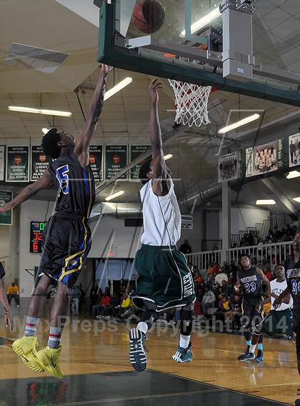 Thumbnail 2 in Butler vs. Johnson photogallery.