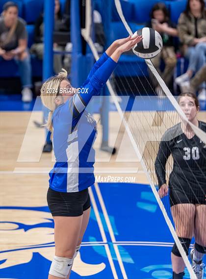 Thumbnail 2 in Marshall @ Cotter photogallery.