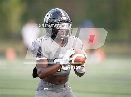 Thumbnail 1 in Mooresville @ Hough photogallery.