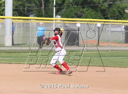 Thumbnail 3 in Holy Cross @ Incarnate Word Academy photogallery.