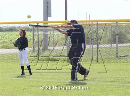 Thumbnail 3 in Holy Cross @ Incarnate Word Academy photogallery.