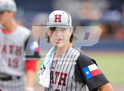 Thumbnail 3 in Rockwall vs. Rockwall-Heath (UIL 6A Regional Finals Game 2) photogallery.