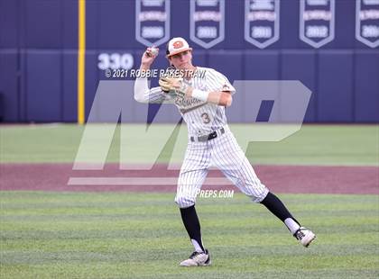 Thumbnail 1 in Rockwall vs. Rockwall-Heath (UIL 6A Regional Finals Game 2) photogallery.