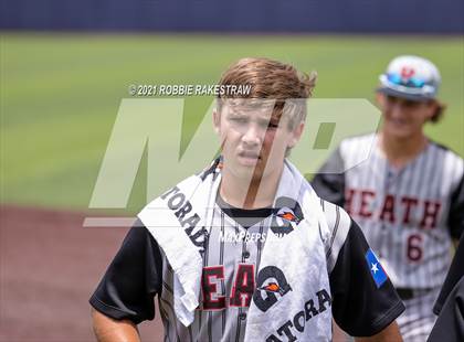 Thumbnail 3 in Rockwall vs. Rockwall-Heath (UIL 6A Regional Finals Game 2) photogallery.