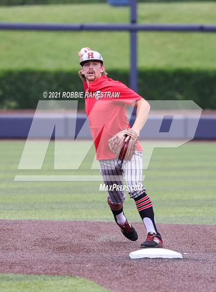 Thumbnail 3 in Rockwall vs. Rockwall-Heath (UIL 6A Regional Finals Game 2) photogallery.