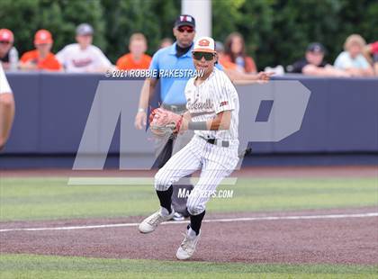 Thumbnail 3 in Rockwall vs. Rockwall-Heath (UIL 6A Regional Finals Game 2) photogallery.