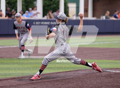 Thumbnail 1 in Rockwall vs. Rockwall-Heath (UIL 6A Regional Finals Game 2) photogallery.