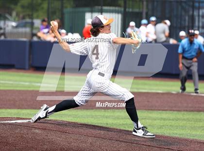Thumbnail 1 in Rockwall vs. Rockwall-Heath (UIL 6A Regional Finals Game 2) photogallery.