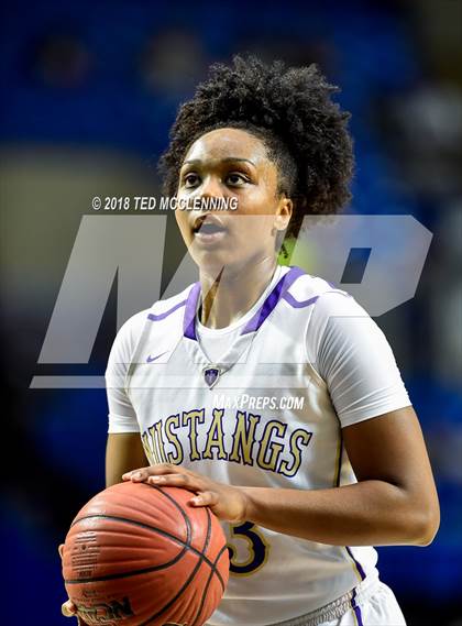 Thumbnail 2 in Central Arkansas Christian vs. Riverview (AAA 4A Final) photogallery.