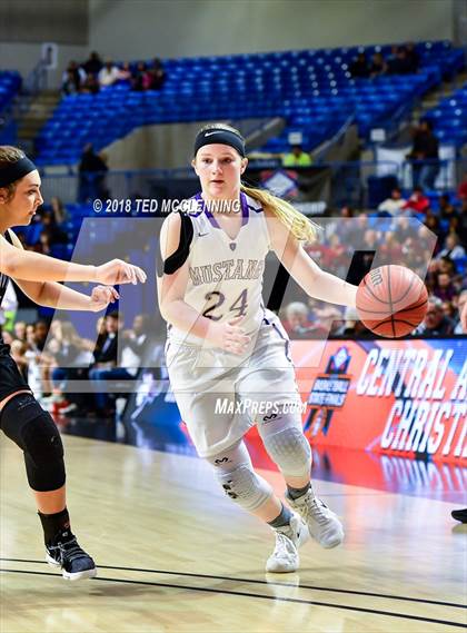 Thumbnail 2 in Central Arkansas Christian vs. Riverview (AAA 4A Final) photogallery.