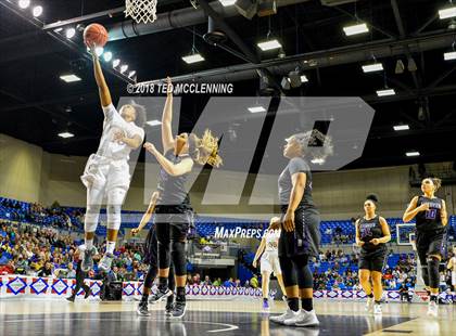 Thumbnail 1 in Central Arkansas Christian vs. Riverview (AAA 4A Final) photogallery.