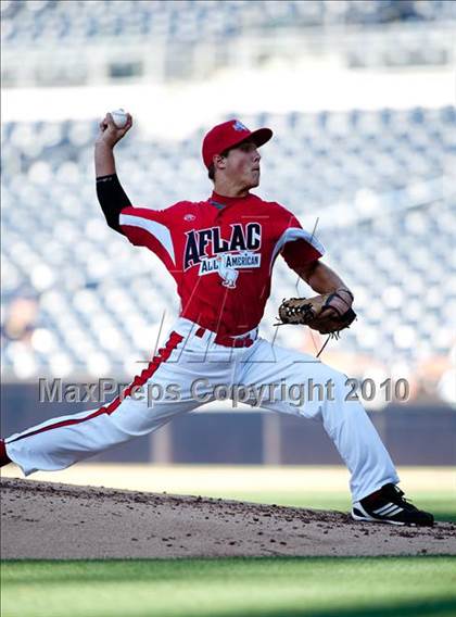 Thumbnail 1 in Aflac All-American Baseball Classic 2010 photogallery.