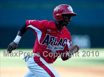 Thumbnail 2 in Aflac All-American Baseball Classic 2010 photogallery.