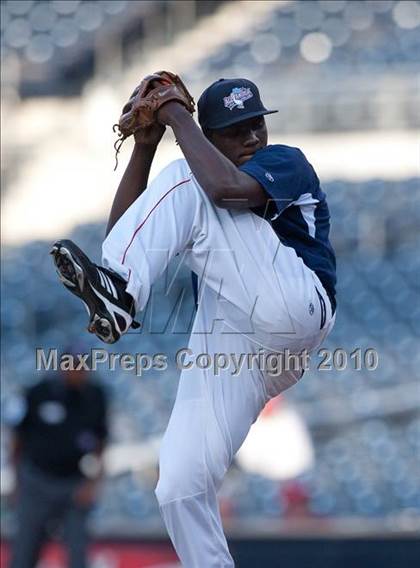 Thumbnail 1 in Aflac All-American Baseball Classic 2010 photogallery.