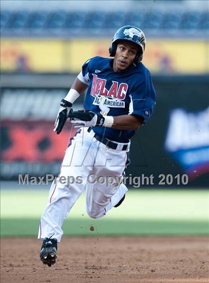 Thumbnail 1 in Aflac All-American Baseball Classic 2010 photogallery.