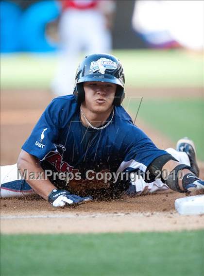 Thumbnail 3 in Aflac All-American Baseball Classic 2010 photogallery.