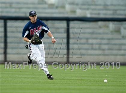 Thumbnail 2 in Aflac All-American Baseball Classic 2010 photogallery.