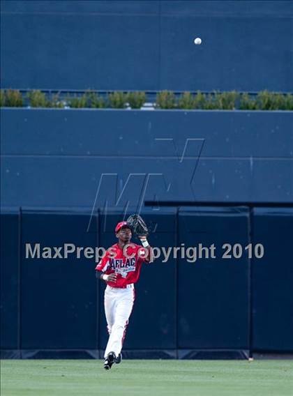 Thumbnail 3 in Aflac All-American Baseball Classic 2010 photogallery.