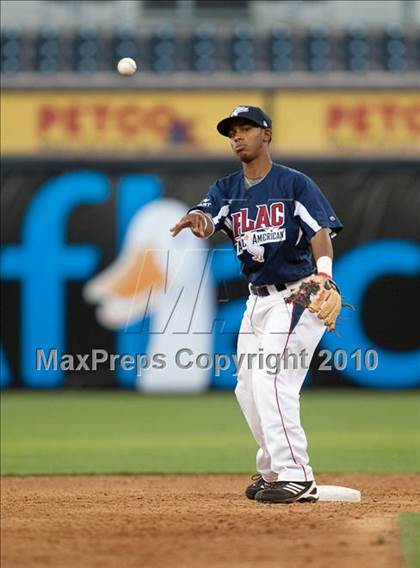 Thumbnail 2 in Aflac All-American Baseball Classic 2010 photogallery.