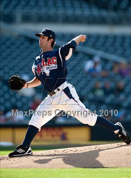 Thumbnail 2 in Aflac All-American Baseball Classic 2010 photogallery.