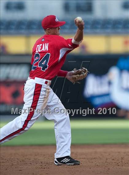 Thumbnail 2 in Aflac All-American Baseball Classic 2010 photogallery.