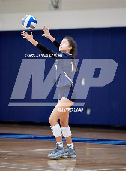 Thumbnail 2 in Sprayberry vs. Pope (Tri Match) photogallery.