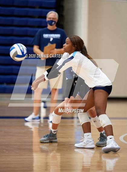 Thumbnail 1 in Sprayberry vs. Pope (Tri Match) photogallery.