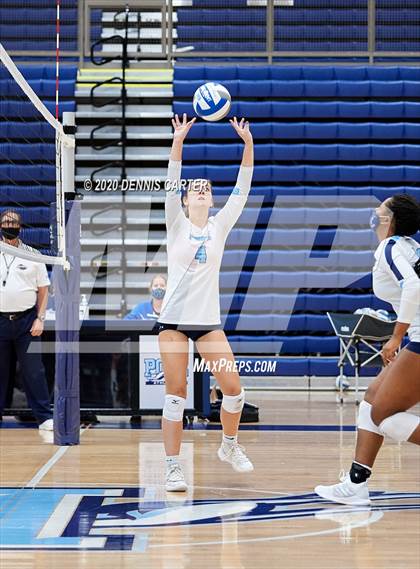 Thumbnail 1 in Sprayberry vs. Pope (Tri Match) photogallery.