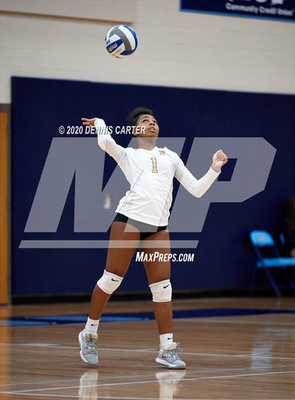 Thumbnail 2 in Sprayberry vs. Pope (Tri Match) photogallery.