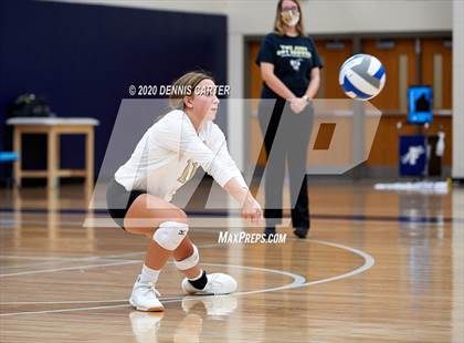 Thumbnail 3 in Sprayberry vs. Pope (Tri Match) photogallery.