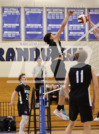Thumbnail 1 in Littleton Public Schools @ Grandview photogallery.