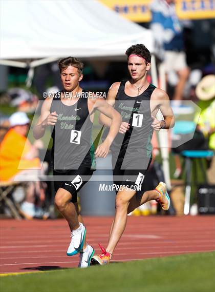 Thumbnail 1 in CHSAA Final 5A (3200 Meters) photogallery.