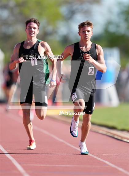Thumbnail 1 in CHSAA Final 5A (3200 Meters) photogallery.