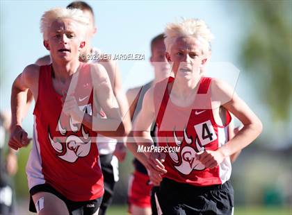 Thumbnail 1 in CHSAA Final 5A (3200 Meters) photogallery.