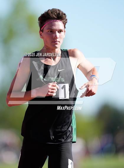 Thumbnail 2 in CHSAA Final 5A (3200 Meters) photogallery.