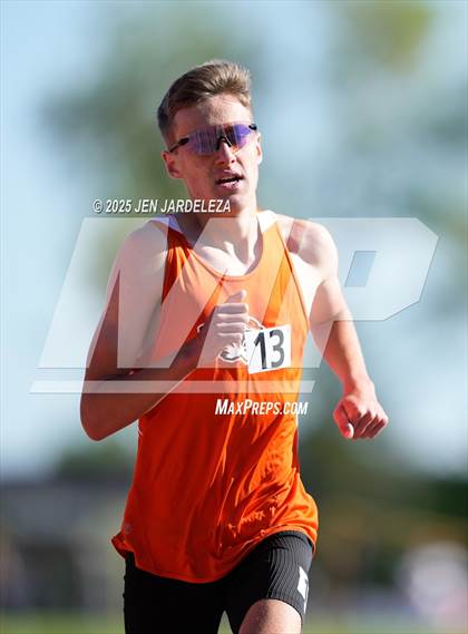 Thumbnail 3 in CHSAA Final 5A (3200 Meters) photogallery.