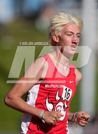 Thumbnail 2 in CHSAA Final 5A (3200 Meters) photogallery.