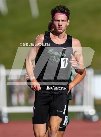 Thumbnail 2 in CHSAA Final 5A (3200 Meters) photogallery.