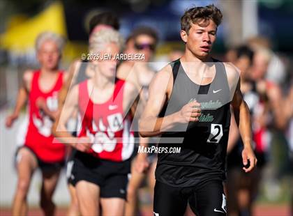 Thumbnail 1 in CHSAA Final 5A (3200 Meters) photogallery.