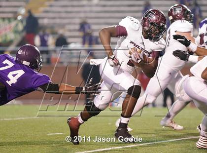 Thumbnail 1 in Trezevant vs. Fulton (TSSAA Division I Class 4A BlueCross Bowl)  photogallery.