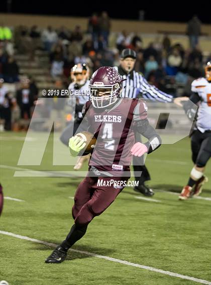 Thumbnail 2 in Clarion Area vs Ridgway (PIAA D9 2A Championship) photogallery.
