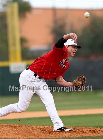 Thumbnail 2 in Lee [Robert E.] v Langham Creek (Gary Herrington Invitational) photogallery.