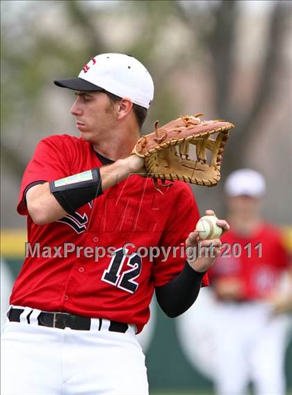 Thumbnail 3 in Lee [Robert E.] v Langham Creek (Gary Herrington Invitational) photogallery.