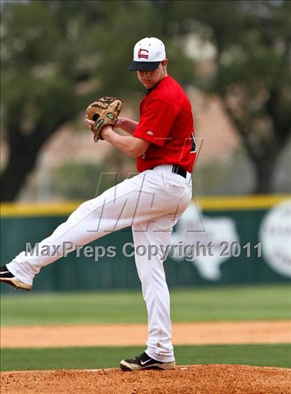 Thumbnail 2 in Lee [Robert E.] v Langham Creek (Gary Herrington Invitational) photogallery.