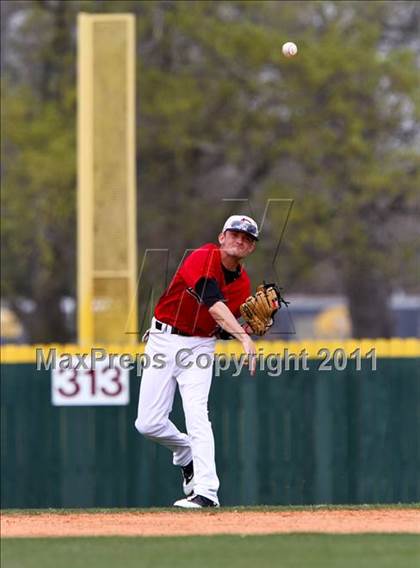Thumbnail 1 in Lee [Robert E.] v Langham Creek (Gary Herrington Invitational) photogallery.