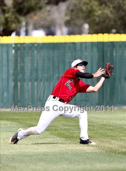 Thumbnail 1 in Lee [Robert E.] v Langham Creek (Gary Herrington Invitational) photogallery.
