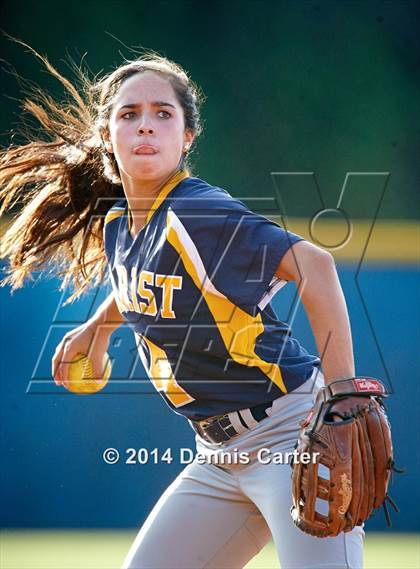 Thumbnail 2 in Marist @ Pope photogallery.