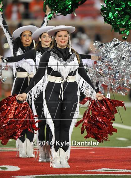 Thumbnail 1 in Gilmer vs. Celina (UIL 4A Division 2 Semifinal) photogallery.