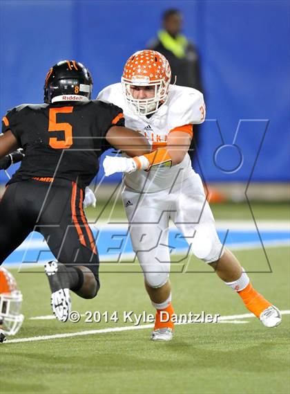 Thumbnail 3 in Gilmer vs. Celina (UIL 4A Division 2 Semifinal) photogallery.