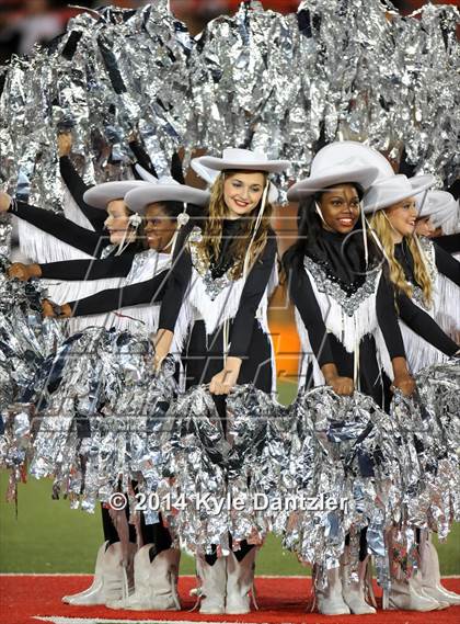Thumbnail 2 in Gilmer vs. Celina (UIL 4A Division 2 Semifinal) photogallery.